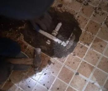 偏关卫生间漏水维修公司为您分享下卫生间渗水如何处理及注意事项